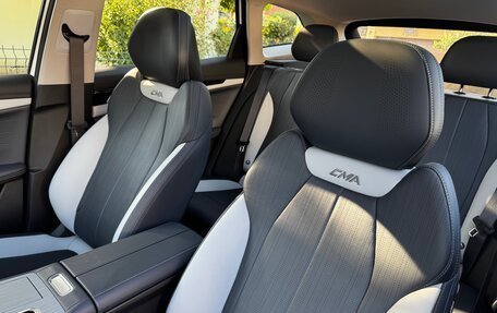 Geely Atlas, 2025 год, 2 690 000 рублей, 16 фотография