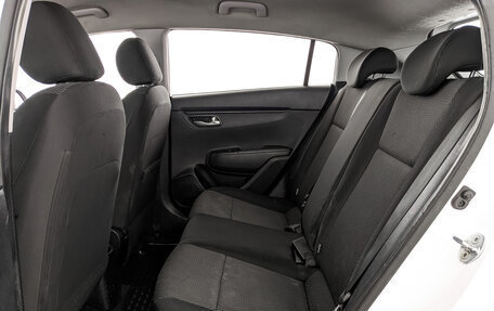 KIA Rio IV, 2021 год, 1 075 000 рублей, 17 фотография