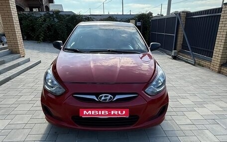 Hyundai Solaris II рестайлинг, 2013 год, 535 000 рублей, 9 фотография