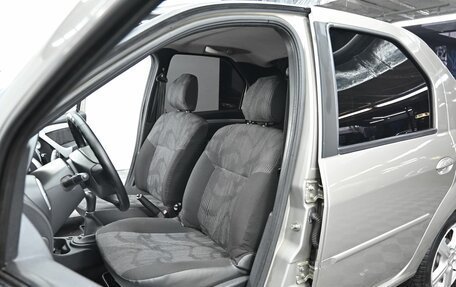 Renault Logan I, 2013 год, 695 000 рублей, 6 фотография