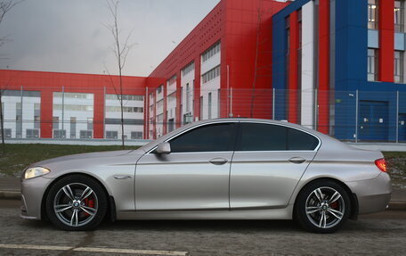 BMW 5 серия, 2011 год, 1 860 000 рублей, 3 фотография