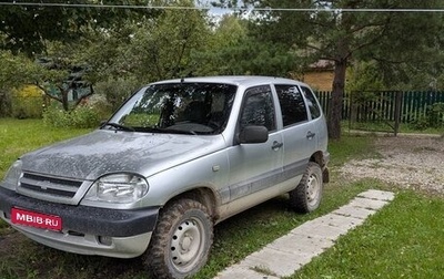 Chevrolet Niva I рестайлинг, 2004 год, 230 000 рублей, 1 фотография