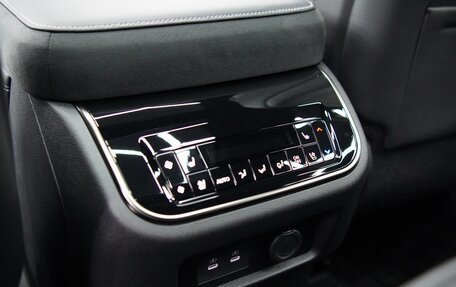 Infiniti QX80, 2025 год, 17 700 000 рублей, 13 фотография