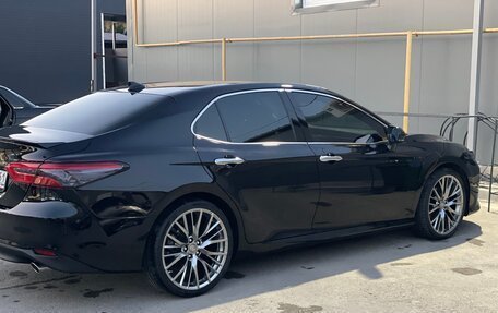 Toyota Camry, 2018 год, 3 600 000 рублей, 5 фотография