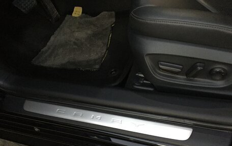 Toyota Camry, 2018 год, 3 600 000 рублей, 10 фотография