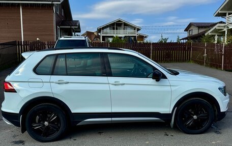 Volkswagen Tiguan II, 2020 год, 2 800 000 рублей, 6 фотография