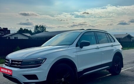 Volkswagen Tiguan II, 2020 год, 2 800 000 рублей, 2 фотография