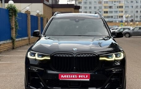 BMW X7, 2021 год, 6 199 000 рублей, 2 фотография