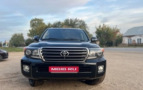 Toyota Land Cruiser 200, 2014 год, 4 150 000 рублей, 6 фотография