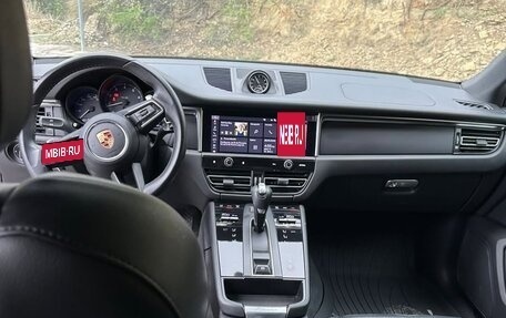 Porsche Macan I рестайлинг, 2022 год, 4 900 000 рублей, 4 фотография