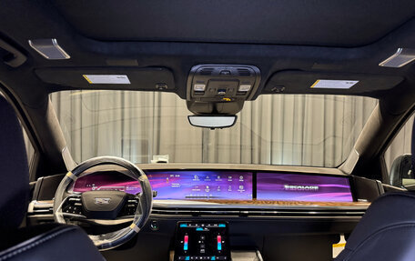 Cadillac Escalade V, 2025 год, 19 200 000 рублей, 8 фотография