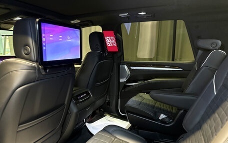 Cadillac Escalade V, 2025 год, 19 200 000 рублей, 17 фотография