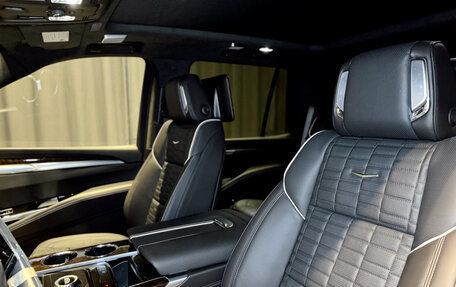 Cadillac Escalade V, 2025 год, 19 200 000 рублей, 39 фотография