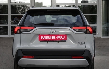Toyota RAV4, 2025 год, 4 760 000 рублей, 8 фотография