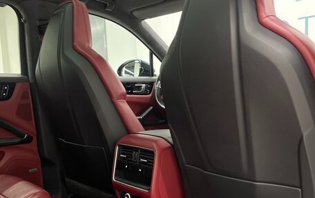 Porsche Cayenne III, 2020 год, 9 600 000 рублей, 28 фотография