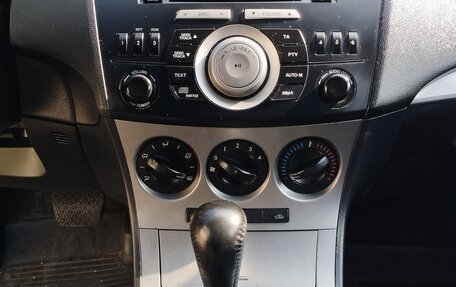 Mazda 3, 2010 год, 660 000 рублей, 2 фотография