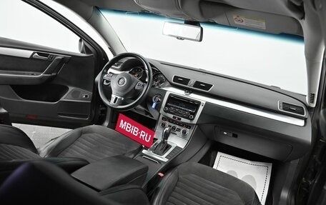 Volkswagen Passat B7, 2012 год, 995 000 рублей, 13 фотография