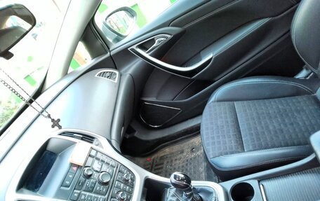 Opel Astra J, 2012 год, 900 000 рублей, 6 фотография