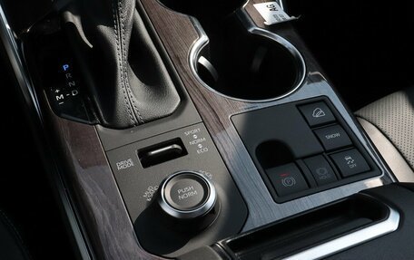 Toyota Highlander, 2025 год, 6 048 000 рублей, 27 фотография