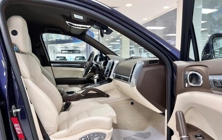 Porsche Cayenne III, 2016 год, 4 990 000 рублей, 25 фотография