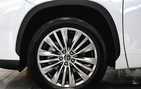 Toyota Highlander, 2025 год, 5 750 000 рублей, 2 фотография