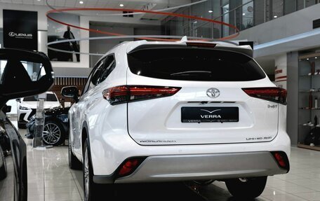 Toyota Highlander, 2025 год, 5 750 000 рублей, 10 фотография