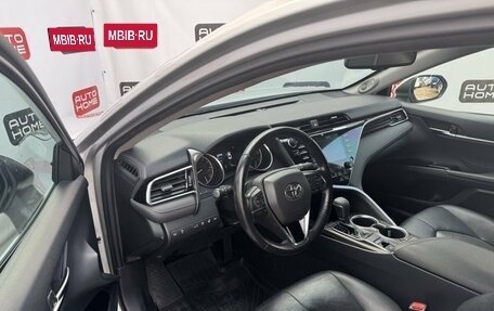 Toyota Camry, 2018 год, 2 749 990 рублей, 7 фотография