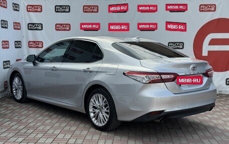 Toyota Camry, 2018 год, 2 749 990 рублей, 6 фотография
