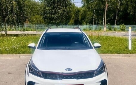 KIA Rio IV, 2021 год, 1 900 000 рублей, 3 фотография