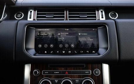 Land Rover Range Rover IV рестайлинг, 2017 год, 3 999 000 рублей, 18 фотография