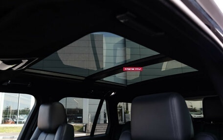 Land Rover Range Rover IV рестайлинг, 2017 год, 3 999 000 рублей, 17 фотография