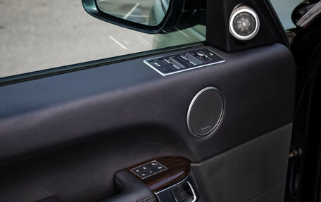 Land Rover Range Rover IV рестайлинг, 2017 год, 3 999 000 рублей, 25 фотография
