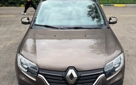 Renault Sandero II рестайлинг, 2019 год, 1 500 000 рублей, 1 фотография