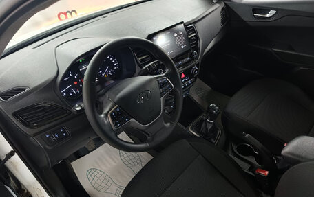 Hyundai Solaris II рестайлинг, 2020 год, 1 349 000 рублей, 10 фотография