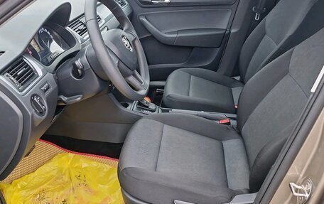 Skoda Rapid I, 2017 год, 1 175 000 рублей, 6 фотография