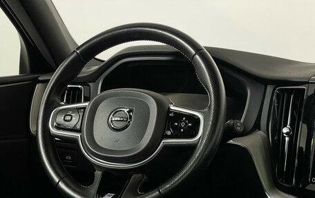Volvo XC60 II, 2018 год, 3 197 000 рублей, 16 фотография