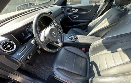 Mercedes-Benz E-Класс, 2018 год, 3 590 000 рублей, 6 фотография