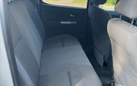 Toyota Hilux VII, 2013 год, 1 650 000 рублей, 6 фотография