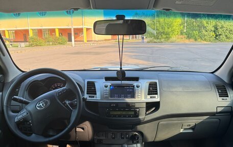 Toyota Hilux VII, 2013 год, 1 650 000 рублей, 4 фотография