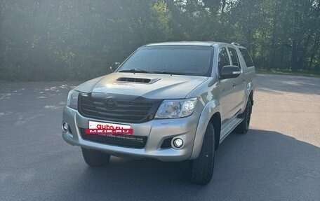 Toyota Hilux VII, 2013 год, 1 650 000 рублей, 2 фотография