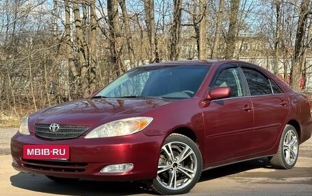 Toyota Camry V40, 2004 год, 595 000 рублей, 2 фотография