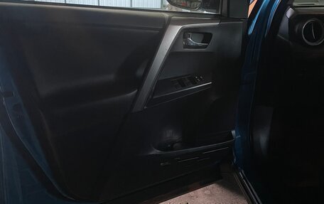 Toyota RAV4, 2016 год, 2 350 000 рублей, 13 фотография