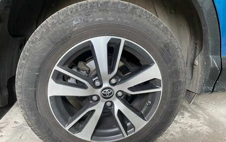 Toyota RAV4, 2016 год, 2 350 000 рублей, 10 фотография