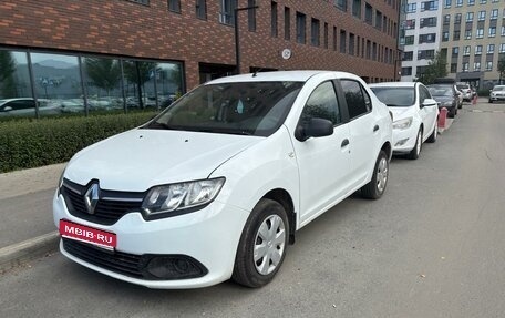 Renault Logan II, 2016 год, 450 000 рублей, 1 фотография