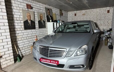 Mercedes-Benz E-Класс, 2009 год, 1 650 000 рублей, 2 фотография