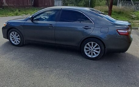 Toyota Camry, 2011 год, 1 350 000 рублей, 4 фотография