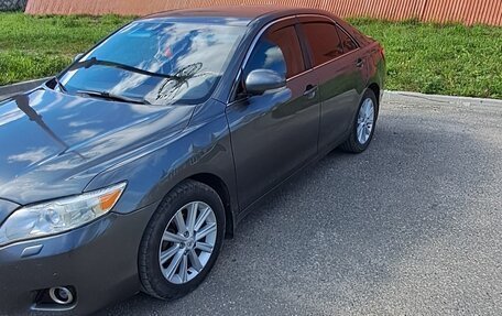 Toyota Camry, 2011 год, 1 350 000 рублей, 3 фотография
