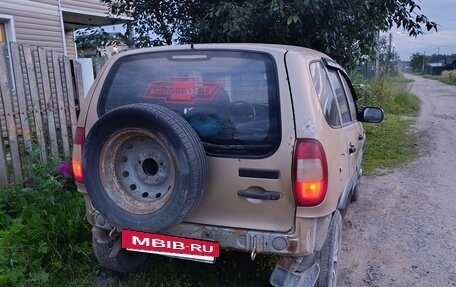 Chevrolet Niva I рестайлинг, 2004 год, 230 000 рублей, 7 фотография
