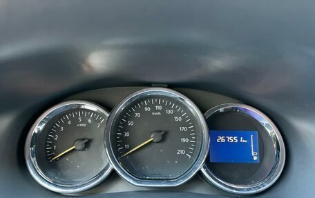 Renault Logan II, 2016 год, 450 000 рублей, 9 фотография