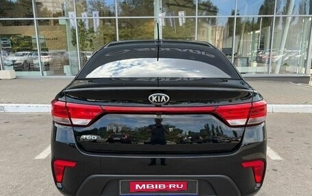 KIA Rio IV, 2020 год, 1 399 000 рублей, 6 фотография